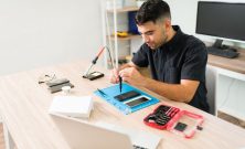 Mobil reparation i Aalborg: Din guide til hurtige og pålidelige løsninger